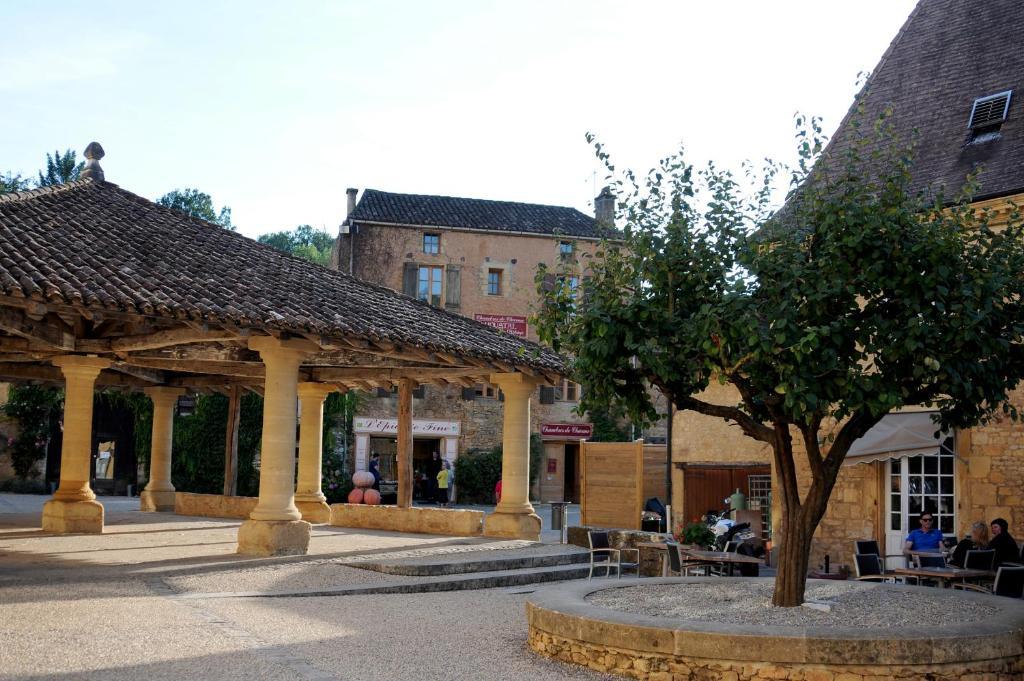 Bed and Breakfast Les Songes De L'Abbaye Cadouin Экстерьер фото
