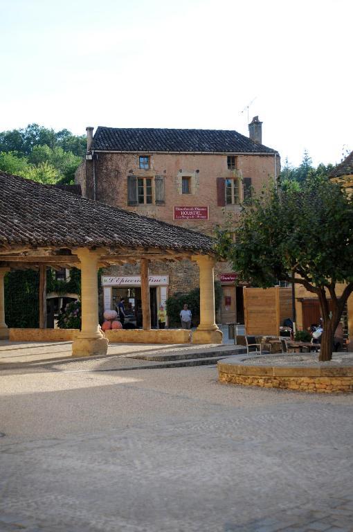 Bed and Breakfast Les Songes De L'Abbaye Cadouin Экстерьер фото